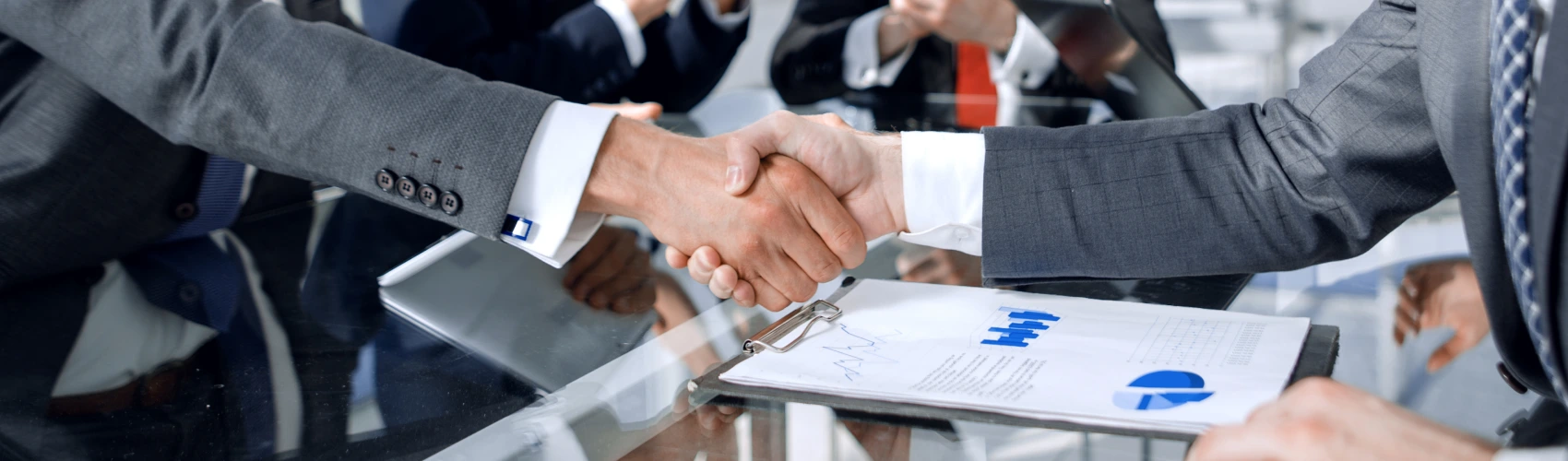 Vanzarile B2B IT: Motorul inovatiei si inteligenta artificiala 