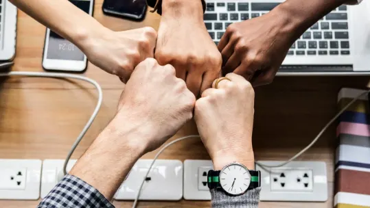 Beneficii pentru intreaga echipa cu microsoft 365